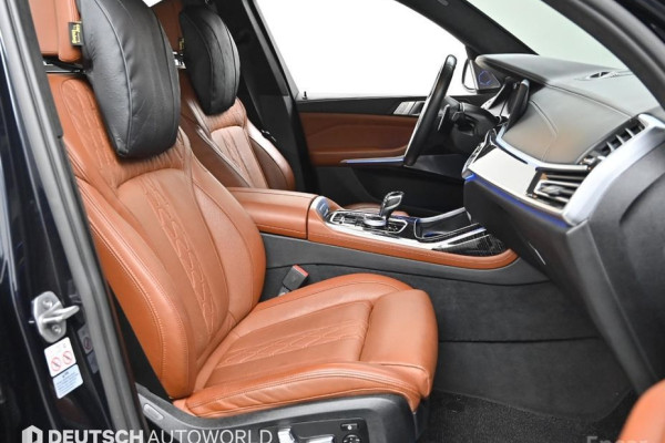 2022 BMW X7 с пробегом 82 678 км