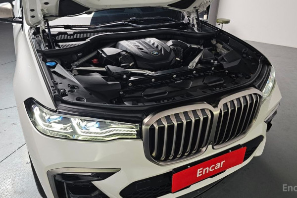2022 BMW X7 с пробегом 77 673 км