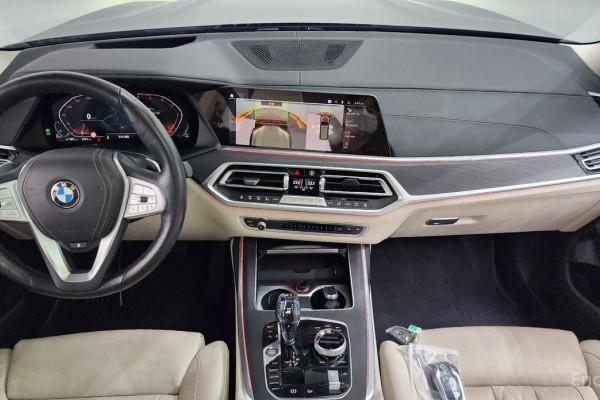 2022 BMW X7 с пробегом 45 202 км