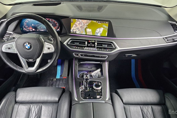 2022 BMW X7 с пробегом 23 573 км