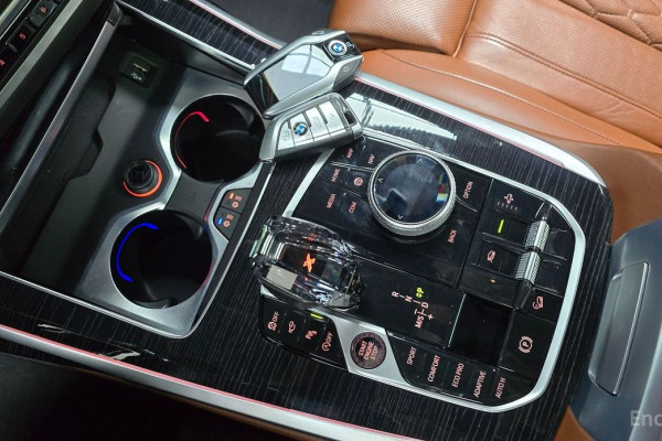 2022 BMW X7 с пробегом 71 678 км