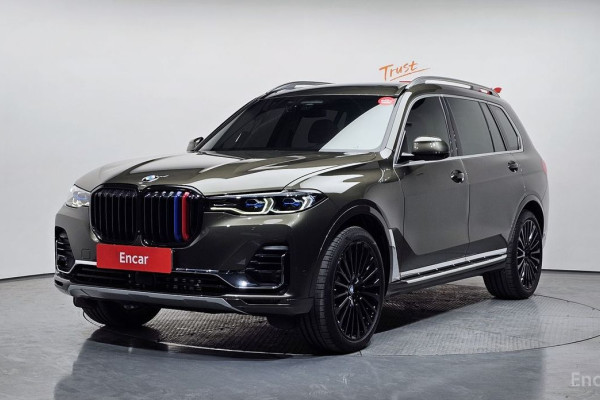 2022 BMW X7 с пробегом 89 163 км