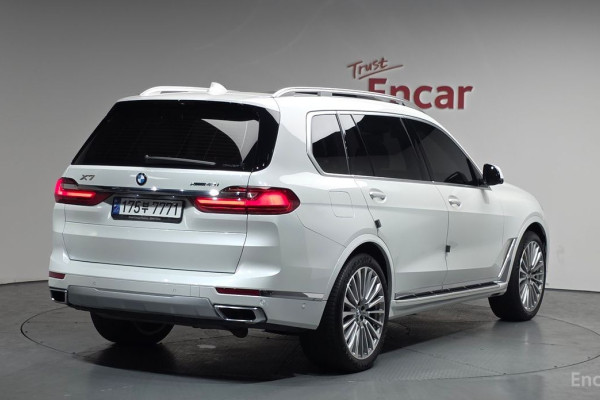 2022 BMW X7 с пробегом 41 622 км