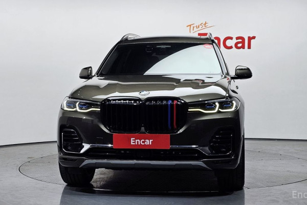 2022 BMW X7 с пробегом 89 163 км
