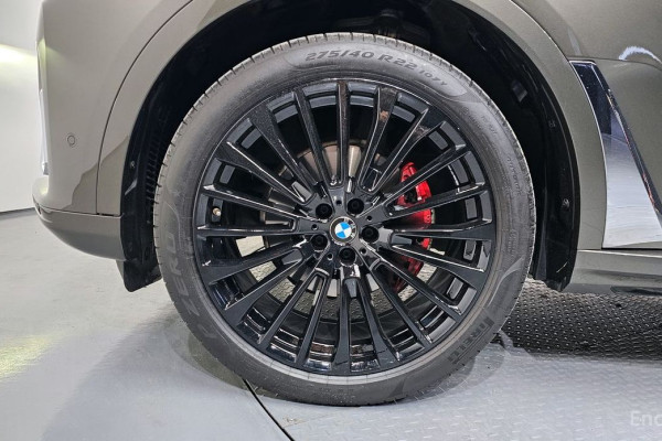 2022 BMW X7 с пробегом 89 163 км