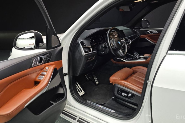 2022 BMW X7 с пробегом 76 069 км