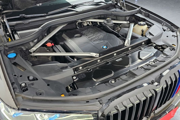 2022 BMW X7 с пробегом 89 163 км