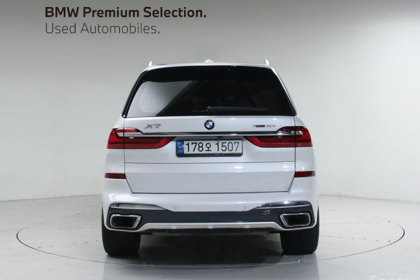 2022 BMW X7 с пробегом 134 623 км