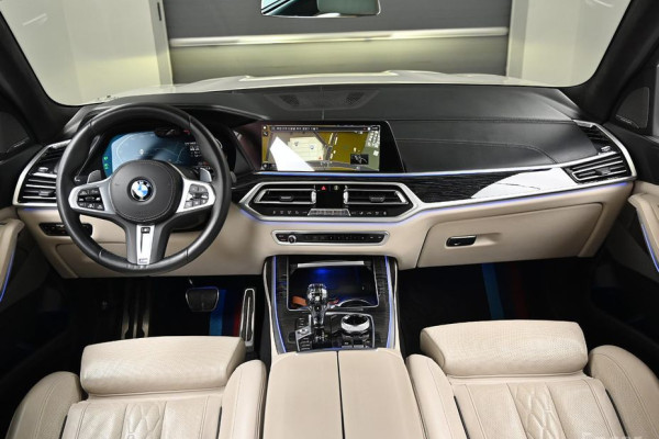 2022 BMW X7 с пробегом 134 623 км