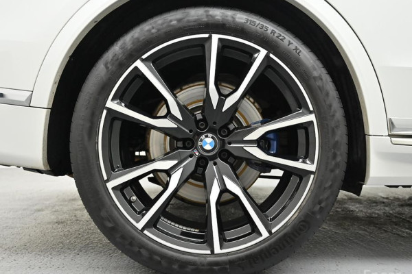 2022 BMW X7 с пробегом 101 083 км