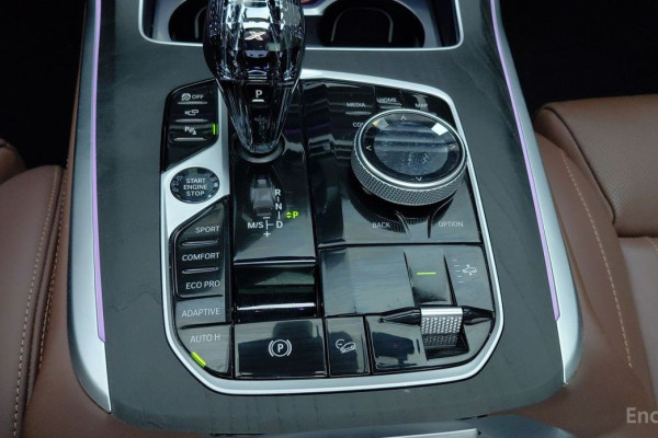 2022 BMW X7 с пробегом 42 089 км