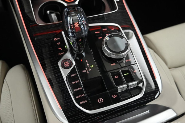 2022 BMW X7 с пробегом 101 083 км