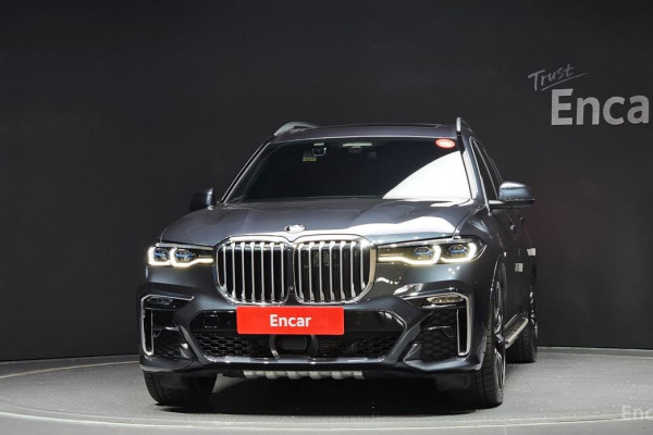2022 BMW X7 с пробегом 42 244 км