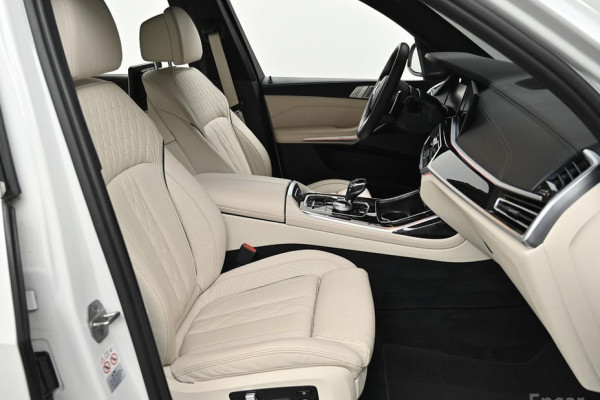 2022 BMW X7 с пробегом 101 083 км