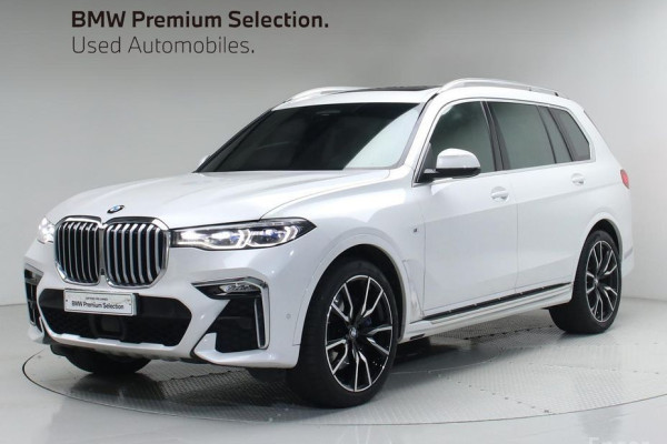 2022 BMW X7 с пробегом 101 083 км