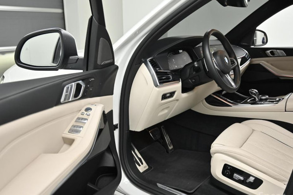 2022 BMW X7 с пробегом 101 083 км