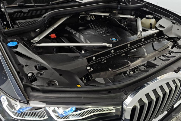 2022 BMW X7 с пробегом 42 244 км