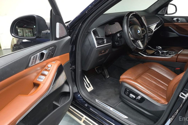 2022 BMW X7 с пробегом 62 155 км