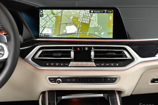 2022 BMW X7 с пробегом 101 083 км