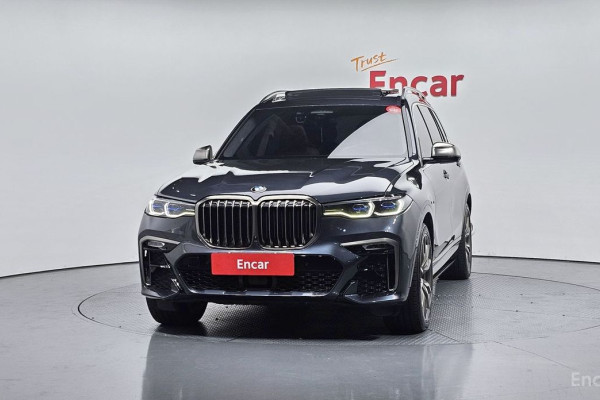 2022 BMW X7 с пробегом 59 858 км