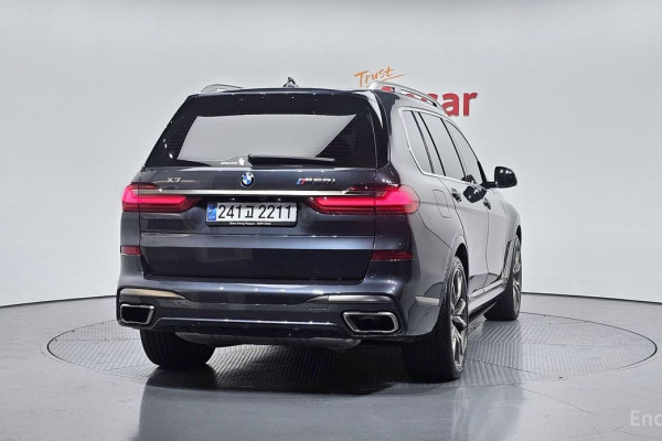 2022 BMW X7 с пробегом 59 858 км