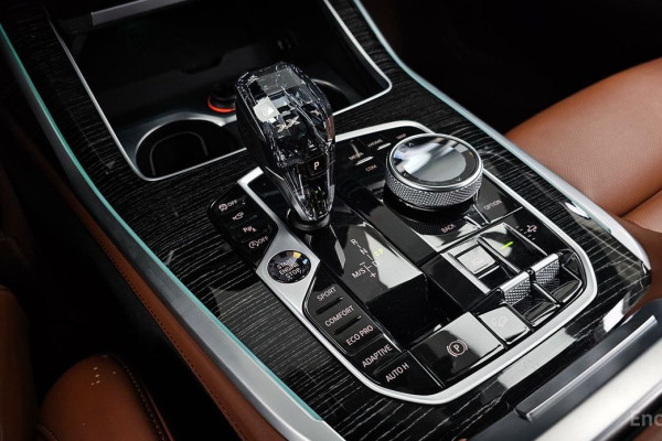 2022 BMW X7 с пробегом 42 244 км