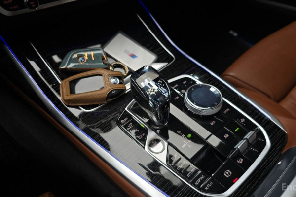 2022 BMW X7 с пробегом 26 713 км