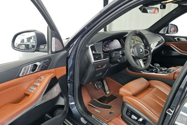 2022 BMW X7 с пробегом 42 244 км