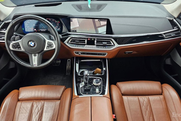 2022 BMW X7 с пробегом 59 858 км