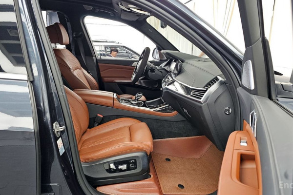 2022 BMW X7 с пробегом 42 244 км