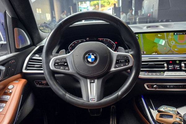 2022 BMW X7 с пробегом 26 713 км