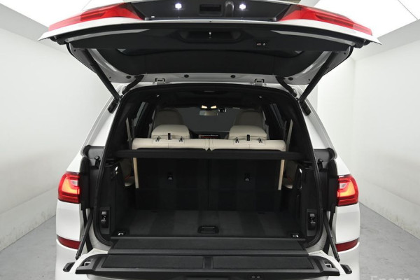 2022 BMW X7 с пробегом 101 083 км