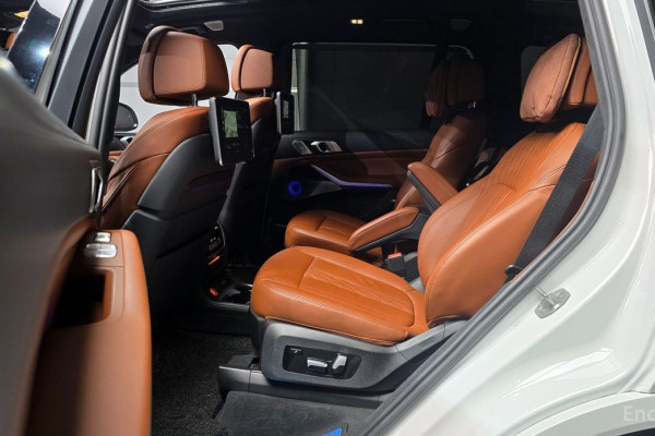 2022 BMW X7 с пробегом 26 713 км