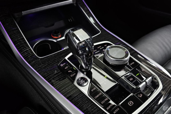 2022 BMW X7 с пробегом 30 083 км