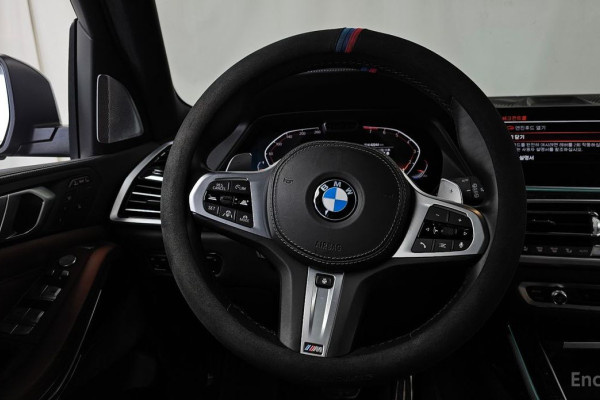 2022 BMW X7 с пробегом 42 244 км