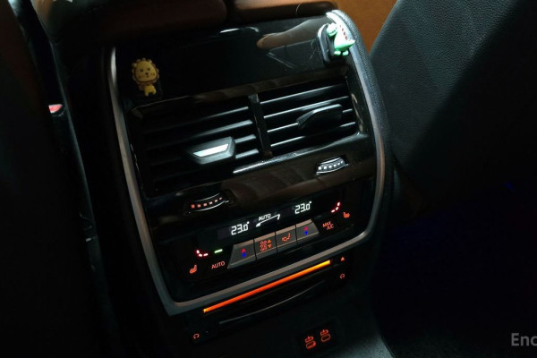 2022 BMW X7 с пробегом 26 713 км