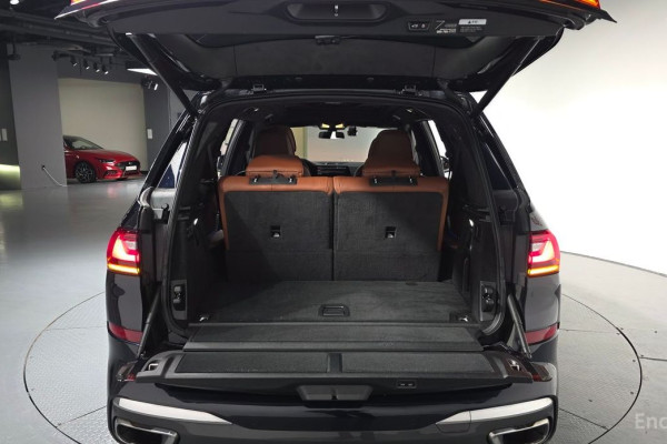 2022 BMW X7 с пробегом 62 155 км