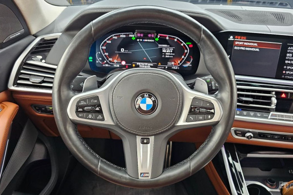 2022 BMW X7 с пробегом 59 858 км