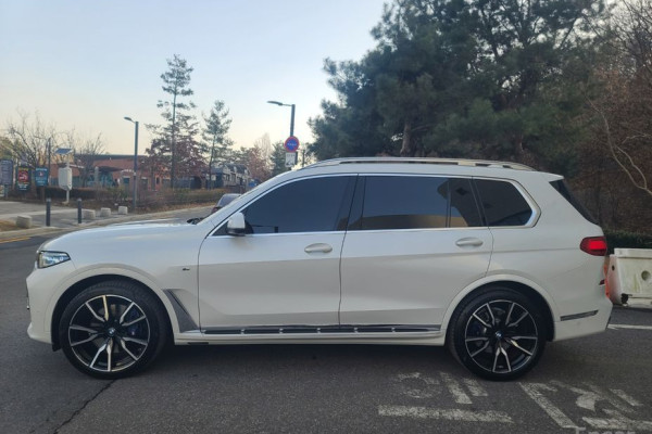 2022 BMW X7 с пробегом 54 138 км