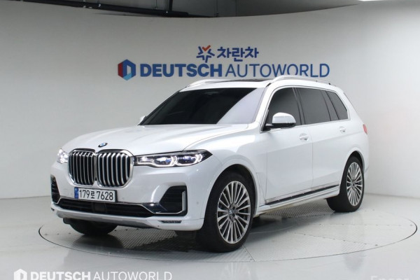 2022 BMW X7 с пробегом 19 516 км