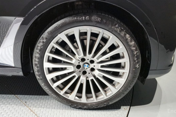 2022 BMW X7 с пробегом 28 250 км