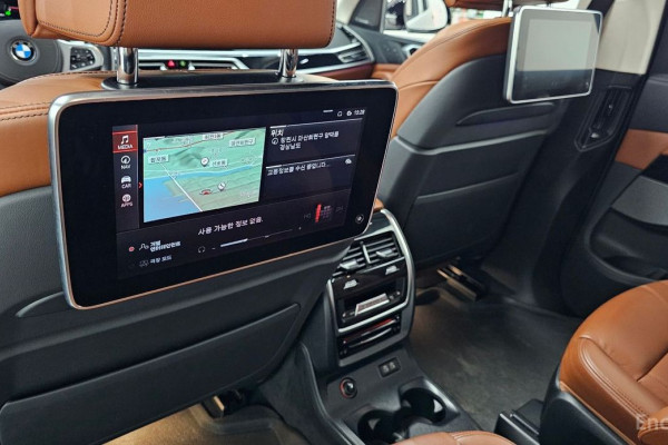 2022 BMW X7 с пробегом 59 858 км