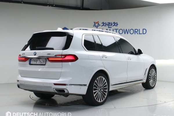 2022 BMW X7 с пробегом 19 516 км