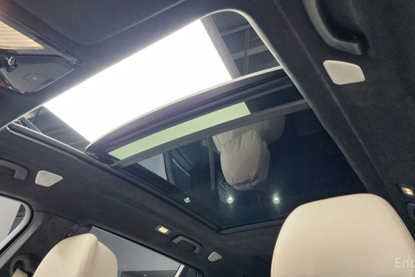 2022 BMW X7 с пробегом 72 361 км