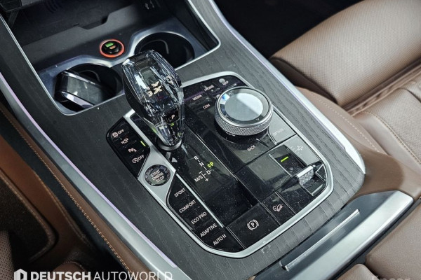 2022 BMW X7 с пробегом 19 516 км