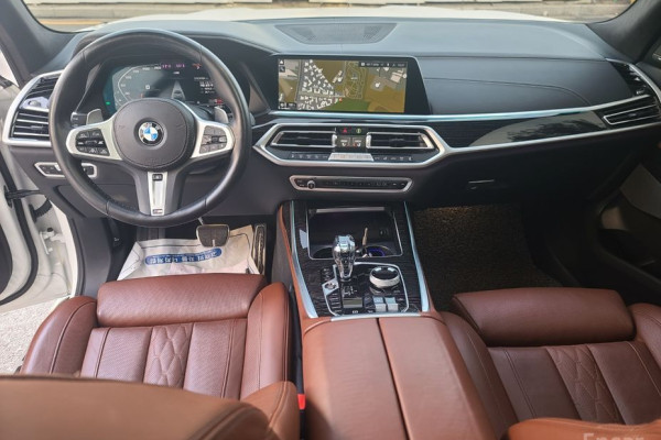 2022 BMW X7 с пробегом 54 138 км