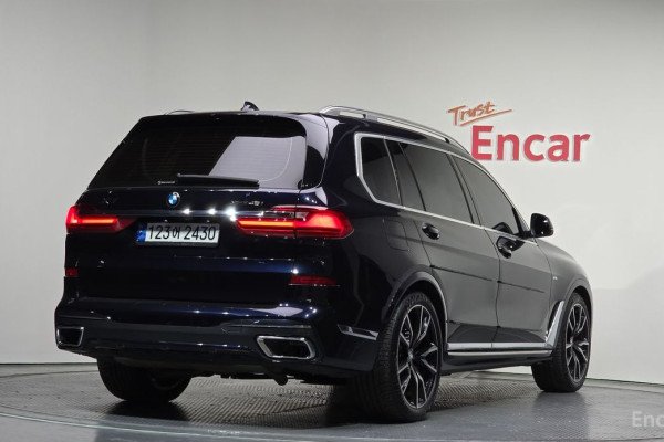 2022 BMW X7 с пробегом 52 462 км