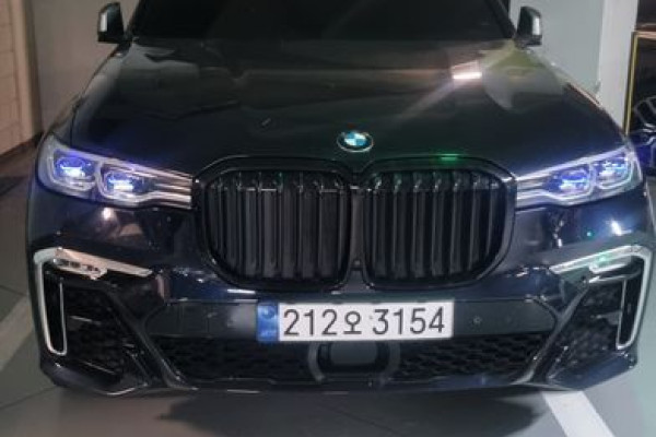 2022 BMW X7 с пробегом 52 240 км