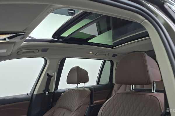 2022 BMW X7 с пробегом 58 796 км