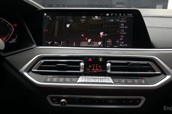 2022 BMW X7 с пробегом 17 912 км